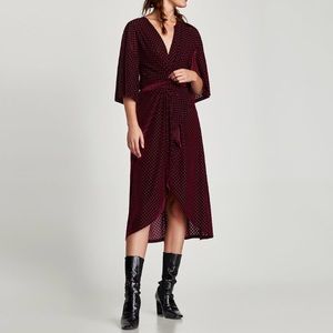 Zara Knotted Velvet Dress in Burgundy